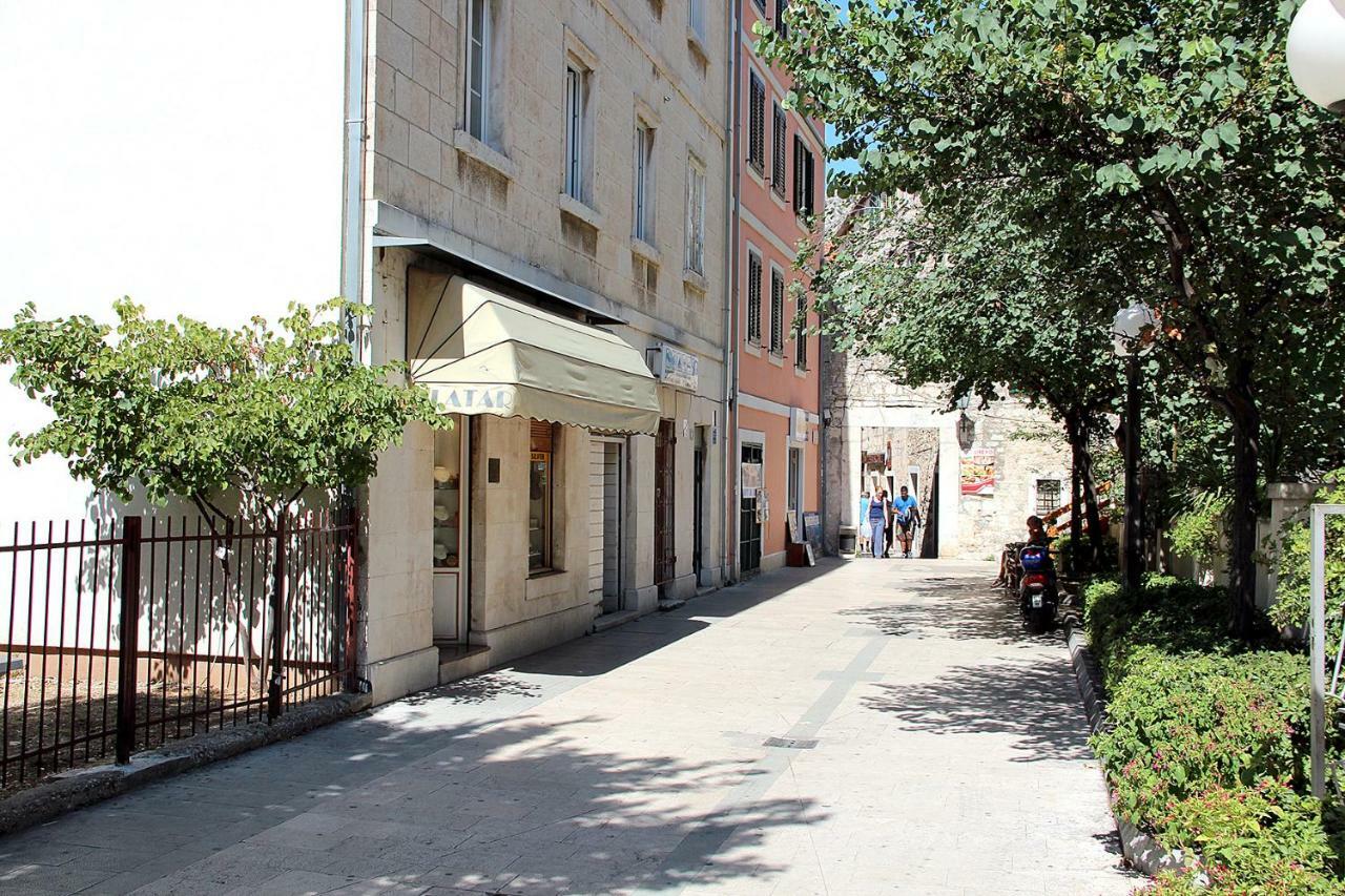 Apartment Mimica-Croatia , Omis , Center Exterior photo