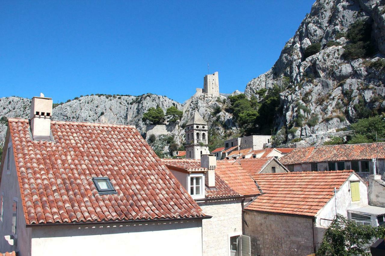 Apartment Mimica-Croatia , Omis , Center Exterior photo
