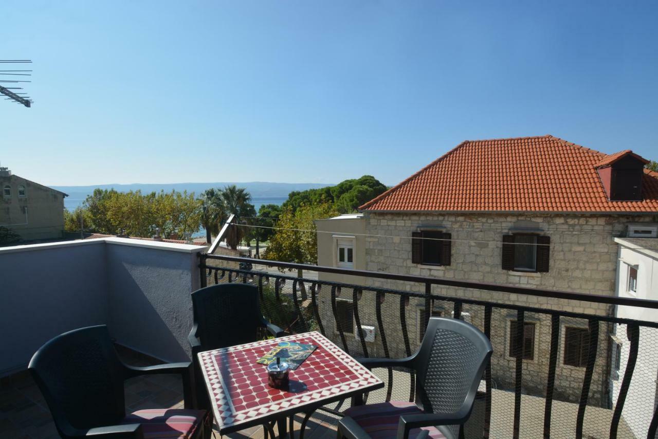 Apartment Mimica-Croatia , Omis , Center Exterior photo