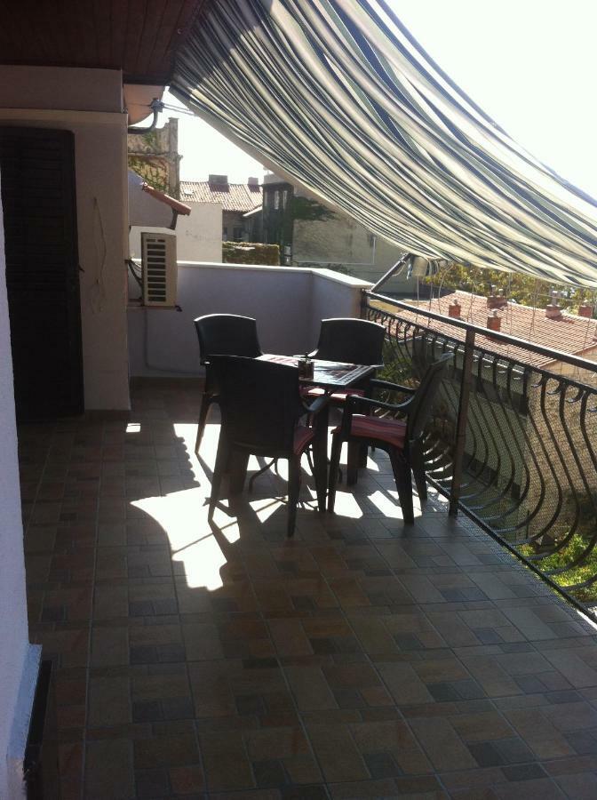 Apartment Mimica-Croatia , Omis , Center Exterior photo