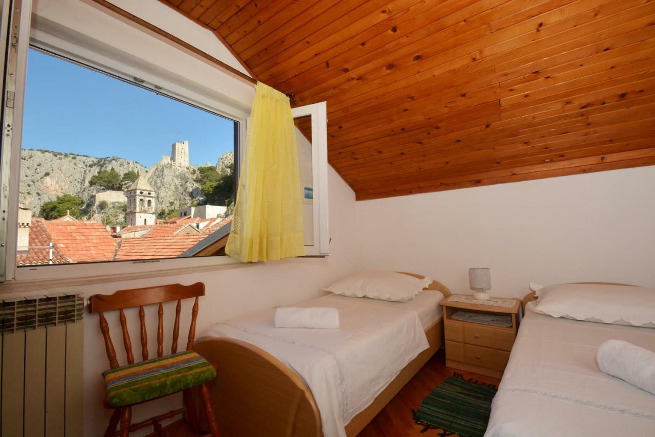 Apartment Mimica-Croatia , Omis , Center Exterior photo